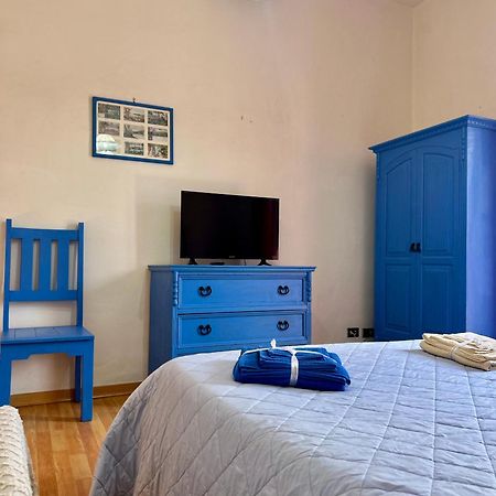 Holiday House Ginevra Формия Экстерьер фото