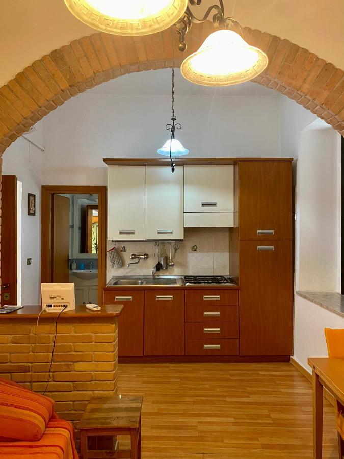 Holiday House Ginevra Формия Экстерьер фото