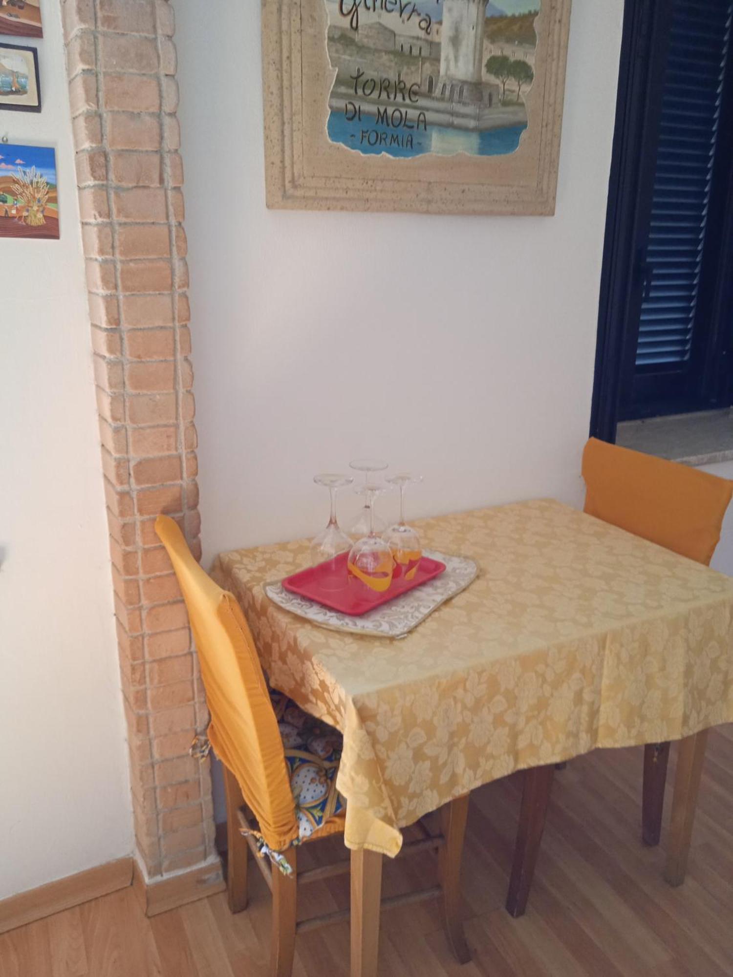 Holiday House Ginevra Формия Экстерьер фото