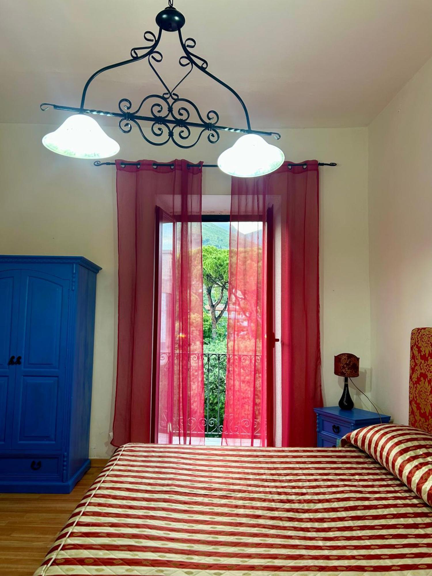 Holiday House Ginevra Формия Экстерьер фото
