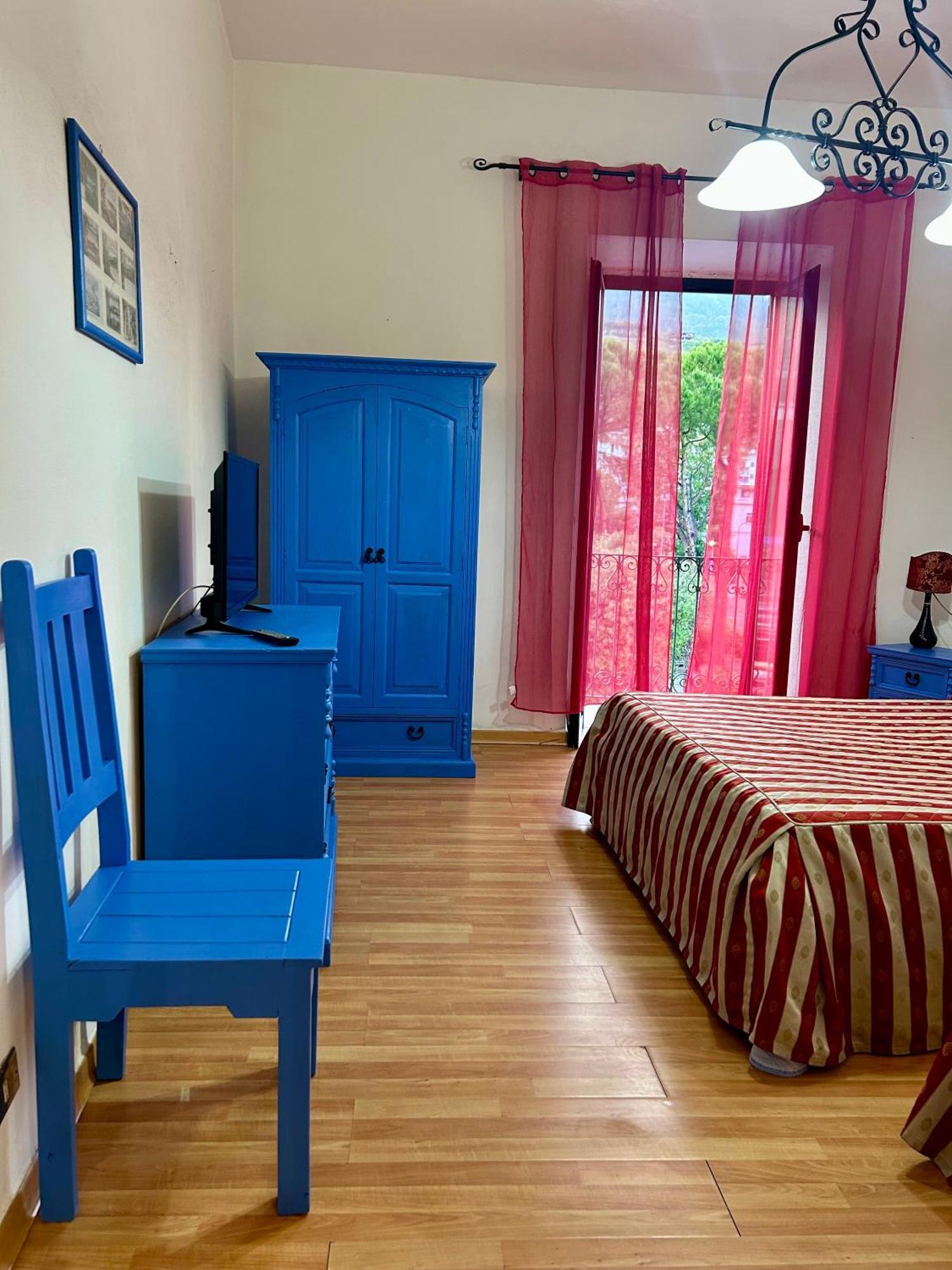 Holiday House Ginevra Формия Экстерьер фото