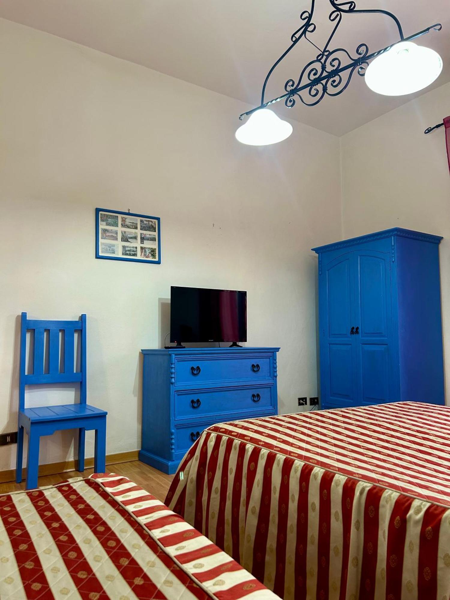 Holiday House Ginevra Формия Экстерьер фото