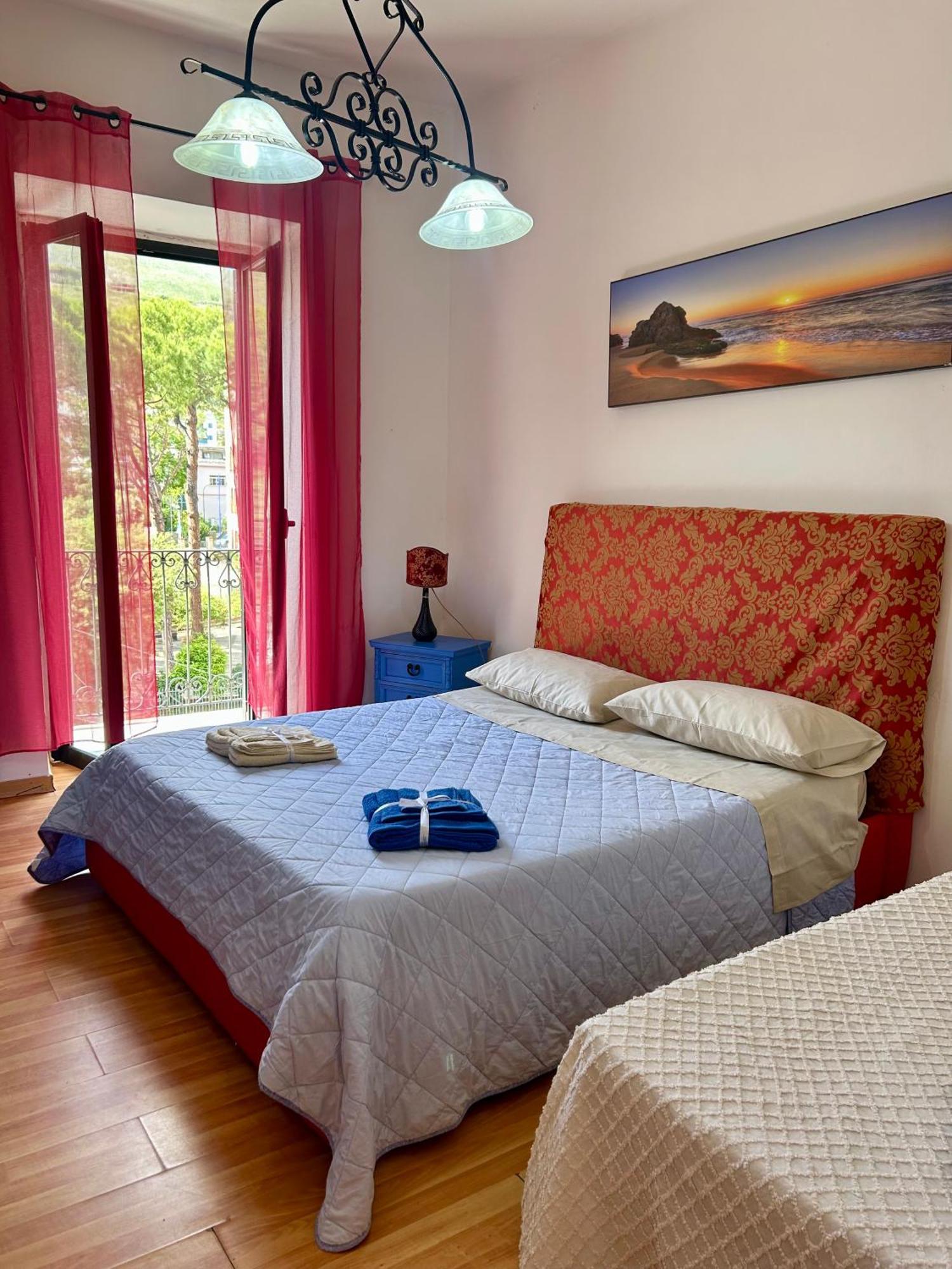 Holiday House Ginevra Формия Экстерьер фото