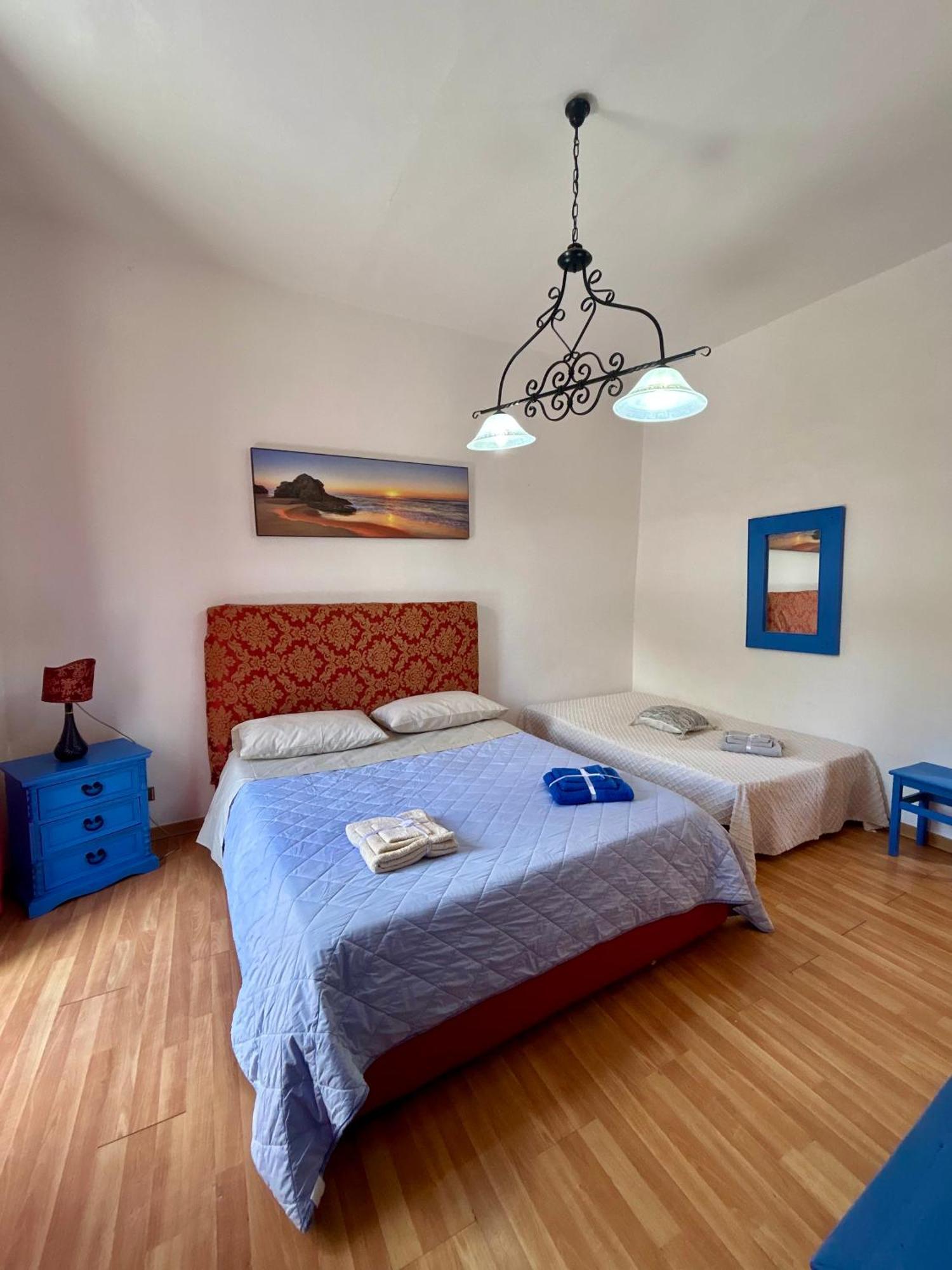 Holiday House Ginevra Формия Экстерьер фото