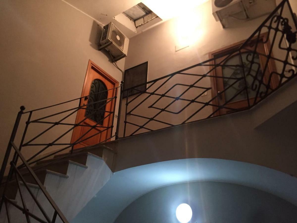 Holiday House Ginevra Формия Экстерьер фото